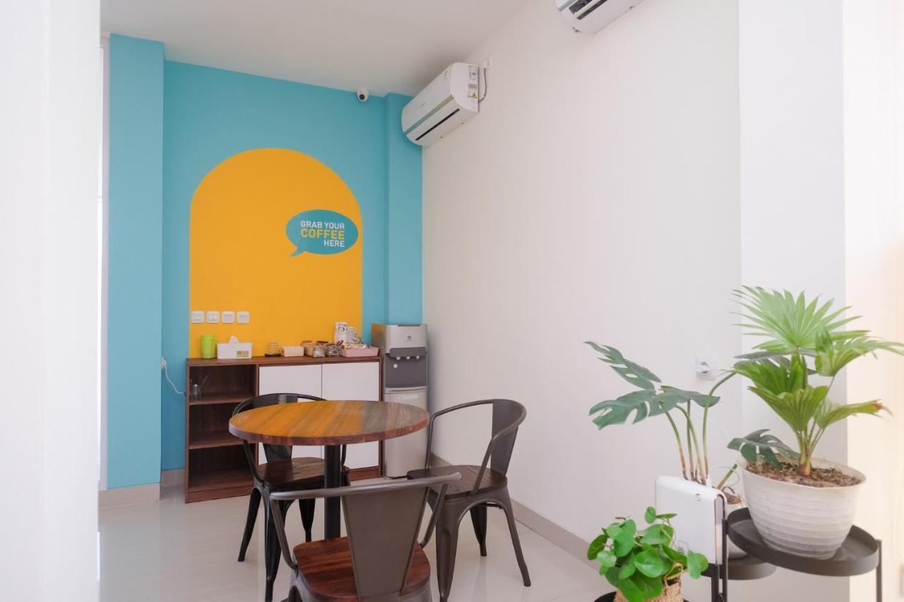 Sans Hotel Aurum Majapahit Semarang Bagian luar foto