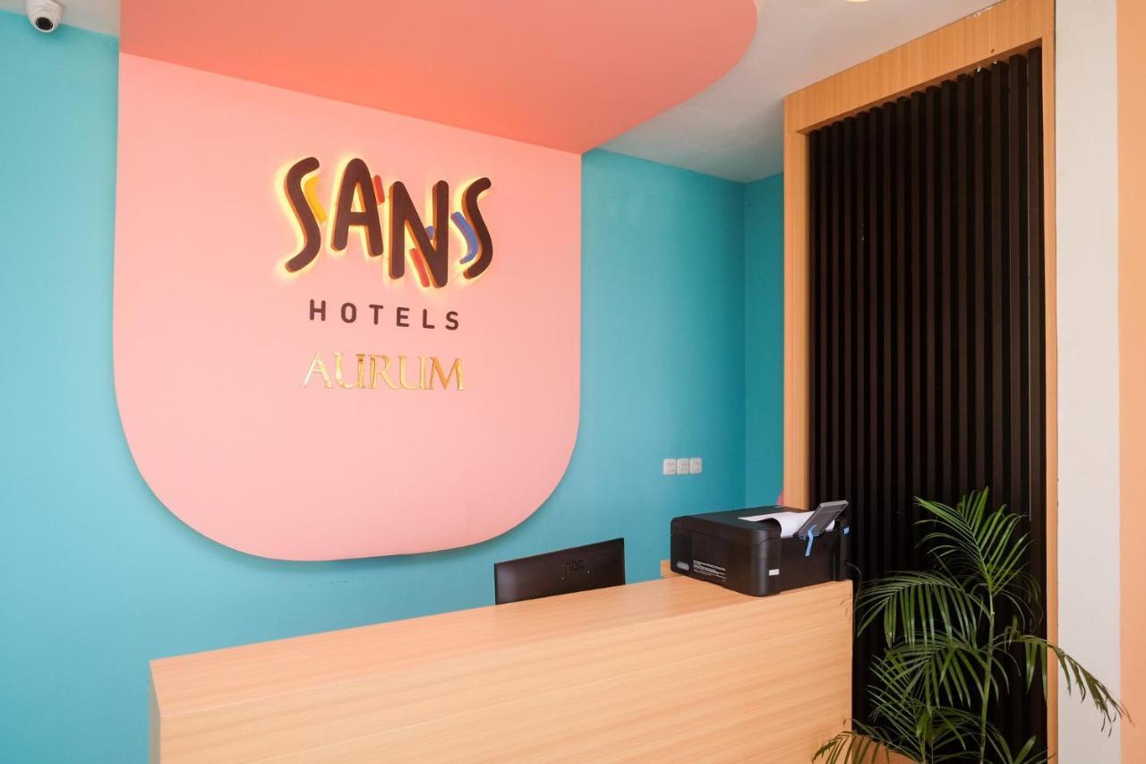 Sans Hotel Aurum Majapahit Semarang Bagian luar foto